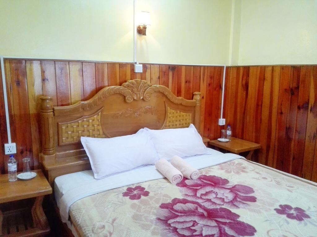 Bright Hotel Nyaungshwe Township Room photo